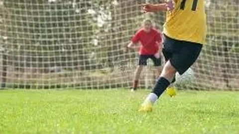 【梦幻云南】双色球第141期精准预测：独门杀号秘诀，蓝球必中攻略！